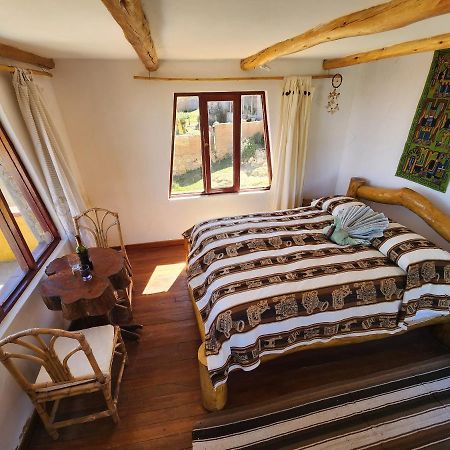 Hostal Puerta Del Sol Isla del Sol エクステリア 写真
