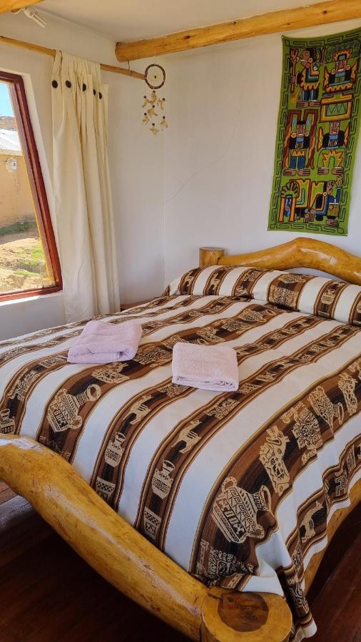 Hostal Puerta Del Sol Isla del Sol エクステリア 写真