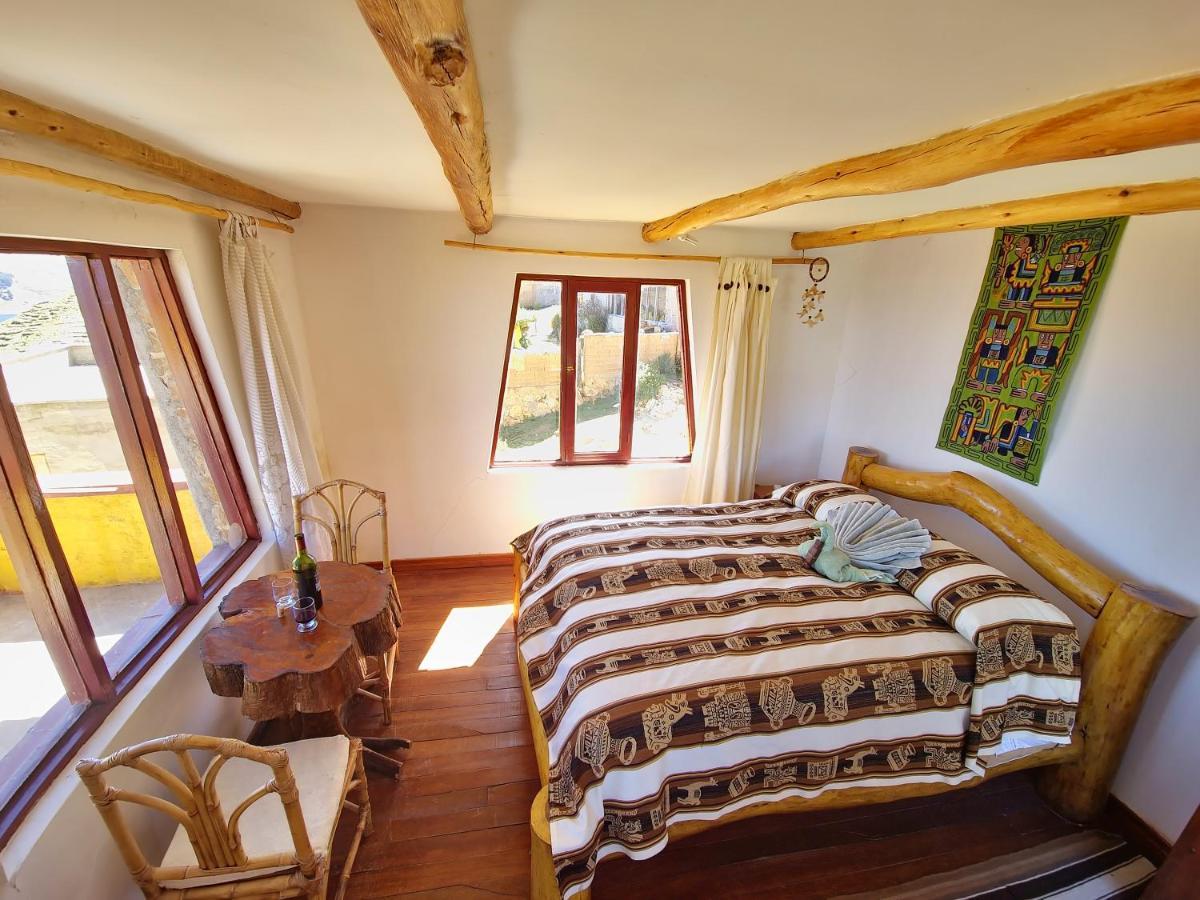 Hostal Puerta Del Sol Isla del Sol エクステリア 写真