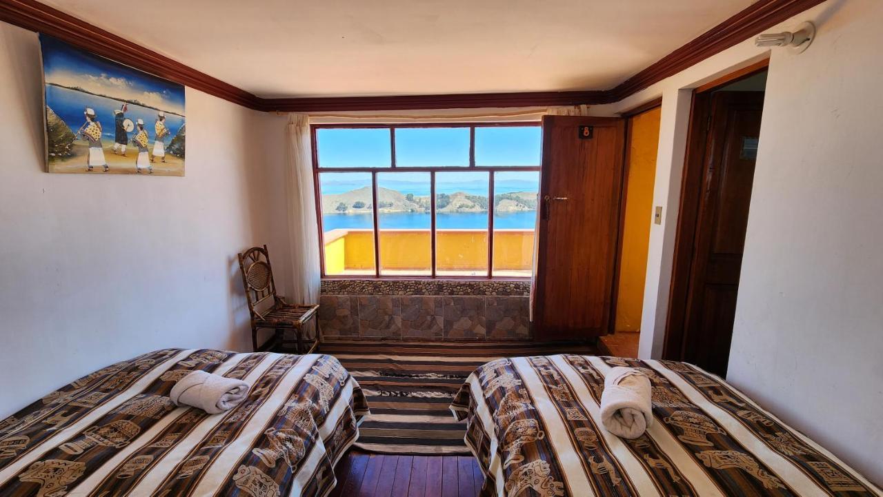Hostal Puerta Del Sol Isla del Sol エクステリア 写真
