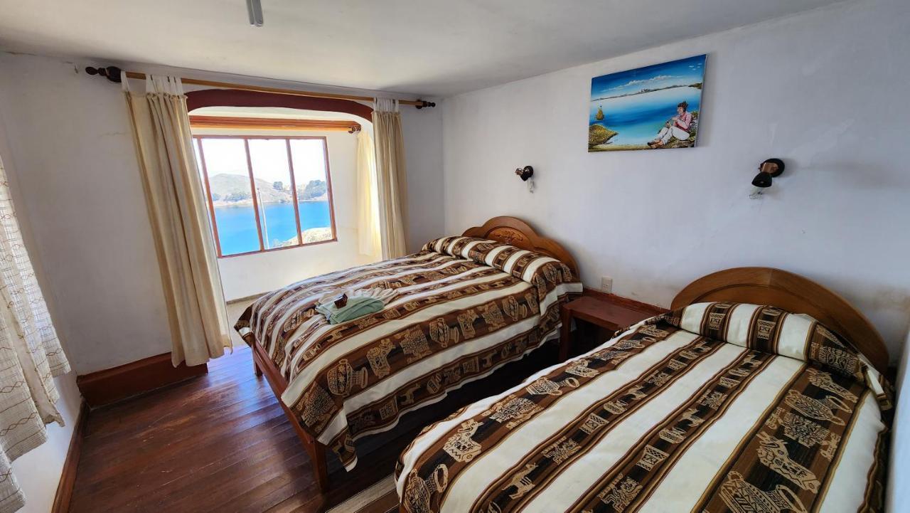 Hostal Puerta Del Sol Isla del Sol エクステリア 写真